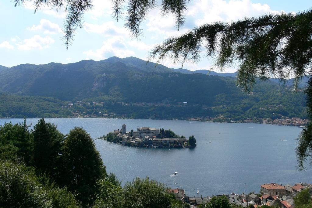 Apartments Cusius And Horta Orta San Giulio Phòng bức ảnh