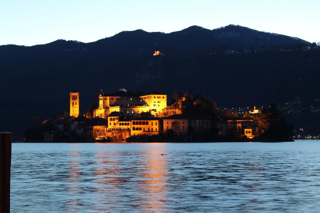 Apartments Cusius And Horta Orta San Giulio Phòng bức ảnh