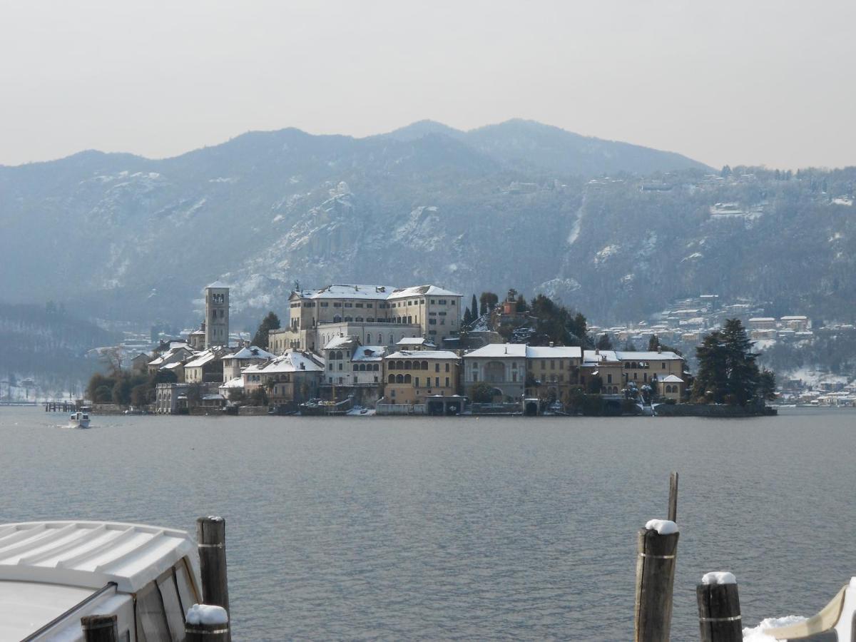 Apartments Cusius And Horta Orta San Giulio Phòng bức ảnh