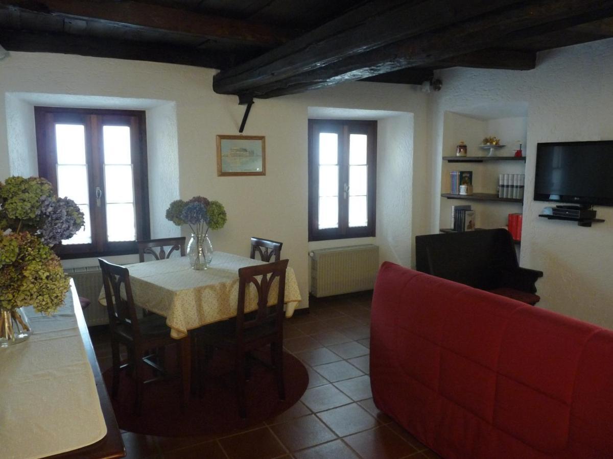 Apartments Cusius And Horta Orta San Giulio Phòng bức ảnh